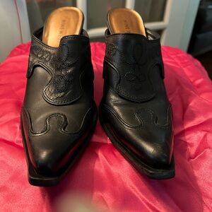 Nine West Black Embroidered Leather Mules